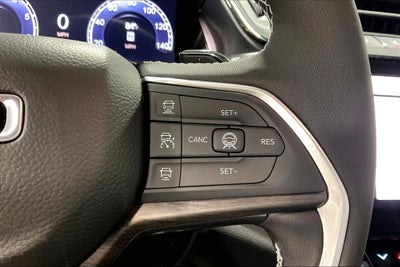 2027 Jeep Grand Cherokee GRAND CHEROKEE L LAREDO ALTITUDE 4X2