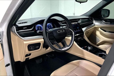 2024 Jeep Grand Cherokee L Limited 4x2