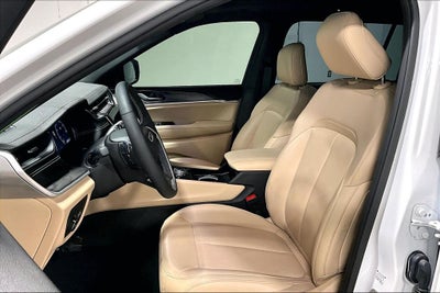 2024 Jeep Grand Cherokee L Limited 4x2