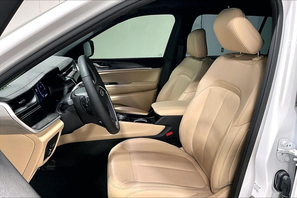 2024 Jeep Grand Cherokee L Limited 4x2