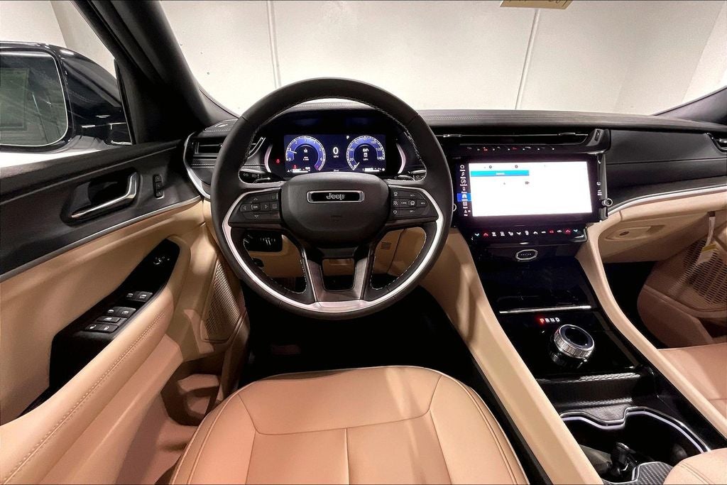 2026 Jeep Grand Cherokee GRAND CHEROKEE L LIMITED 4X2