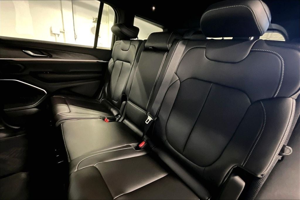 2026 Jeep Grand Cherokee GRAND CHEROKEE L LIMITED 4X2