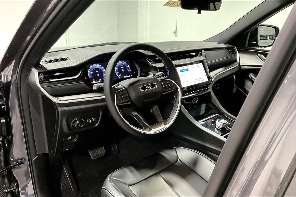 2026 Jeep Grand Cherokee GRAND CHEROKEE L LIMITED 4X2