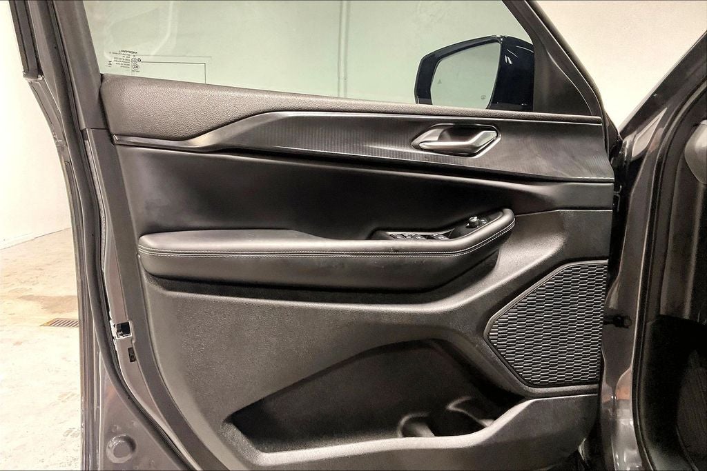 2025 Jeep Grand Cherokee L Altitude X 4x4
