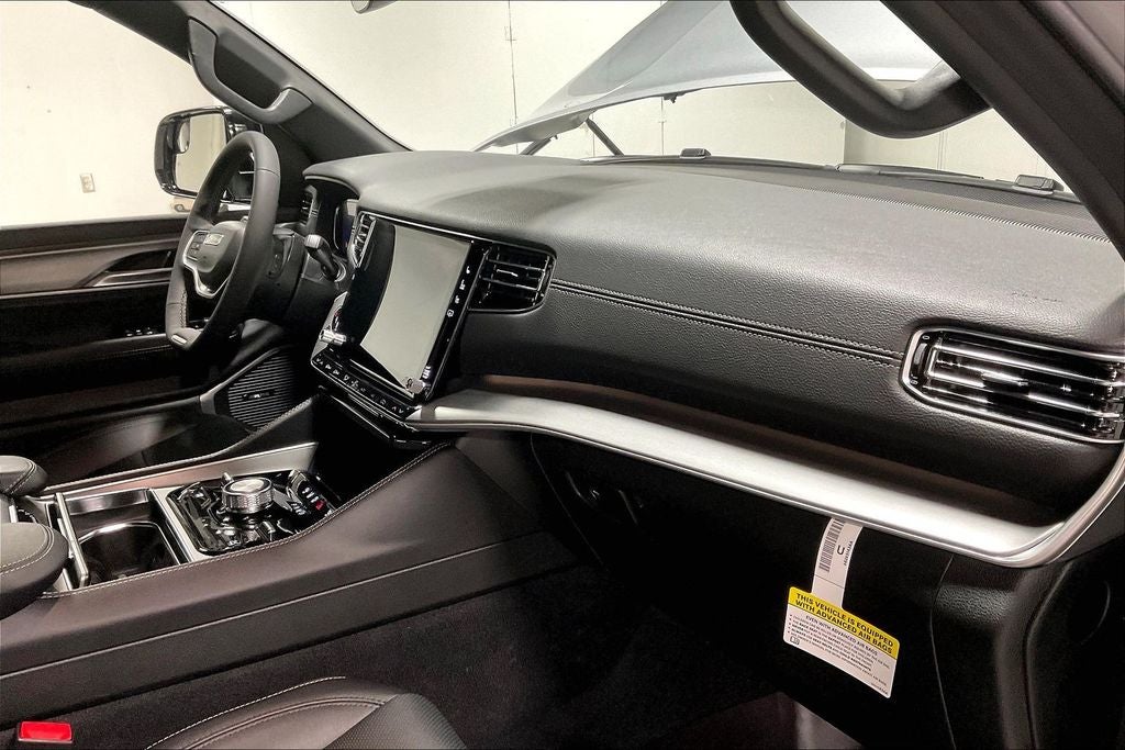 2026 Jeep Grand Wagoneer GRAND WAGONEER UPLAND 4X4