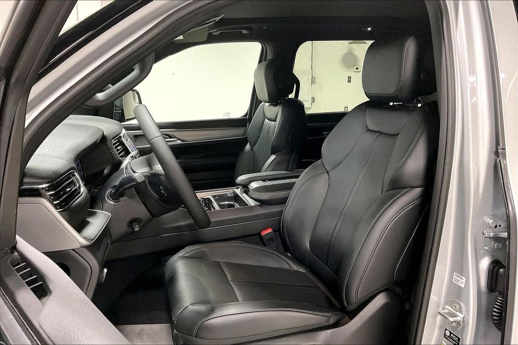 2026 Jeep Grand Wagoneer GRAND WAGONEER UPLAND 4X4