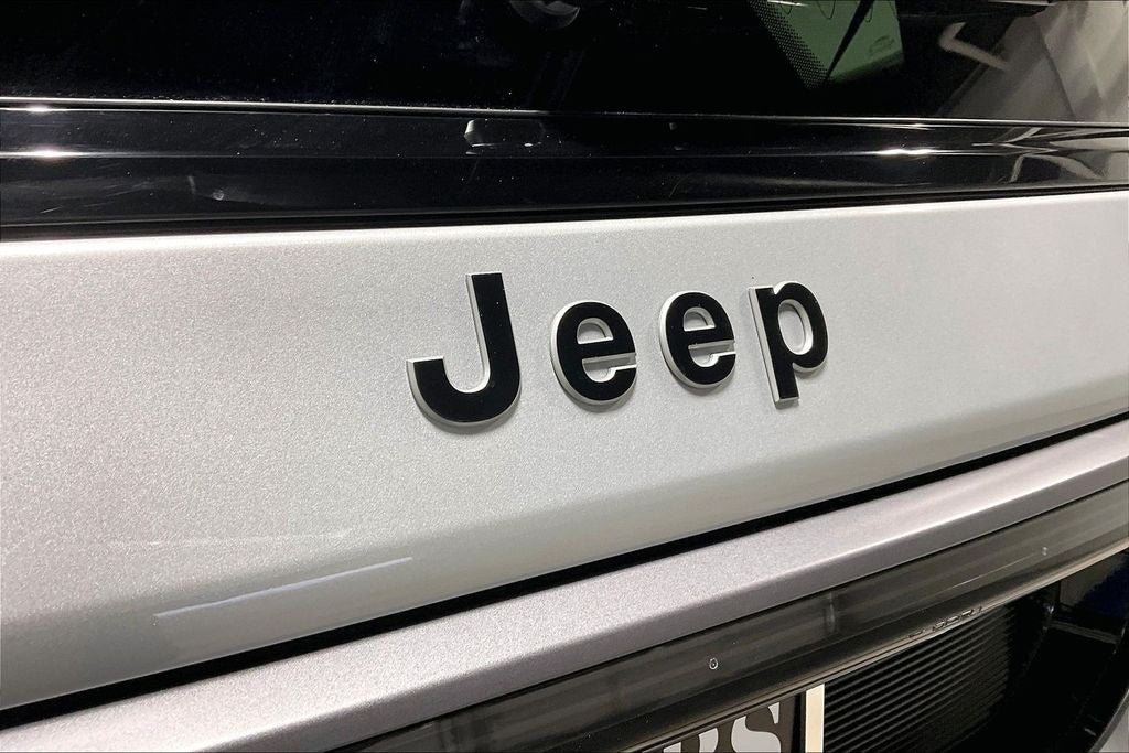 2026 Jeep Grand Wagoneer GRAND WAGONEER UPLAND 4X4