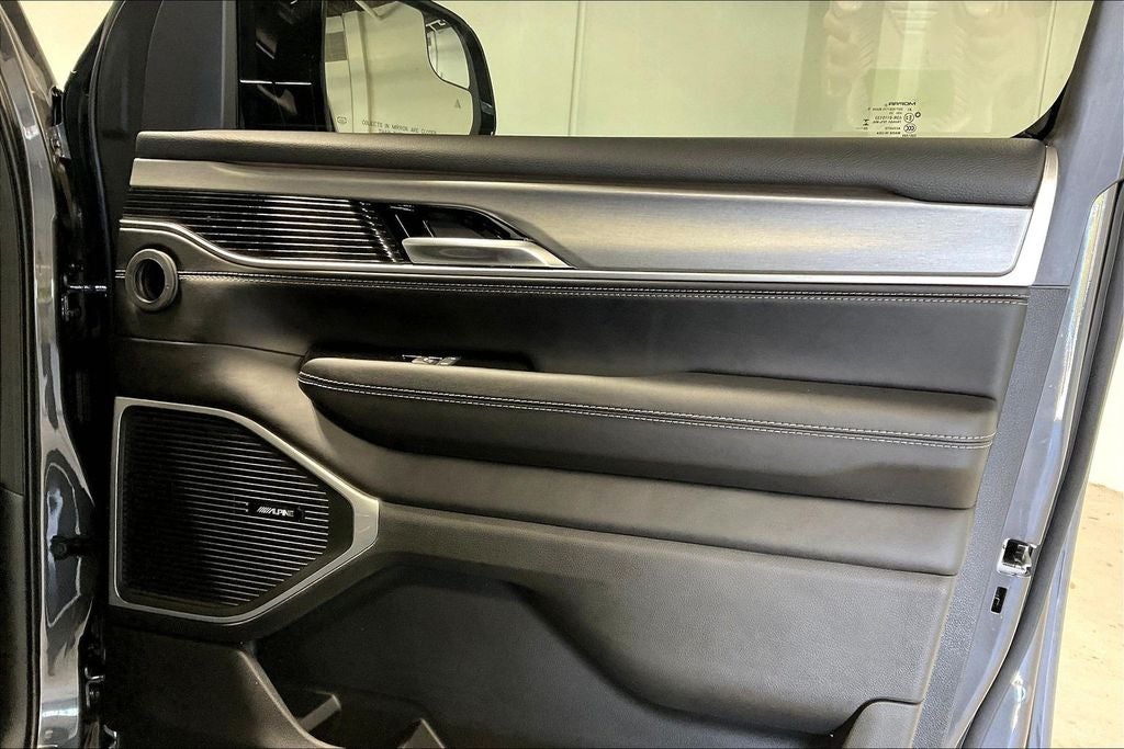 2025 Jeep Wagoneer WAGONEER CARBIDE 4X4