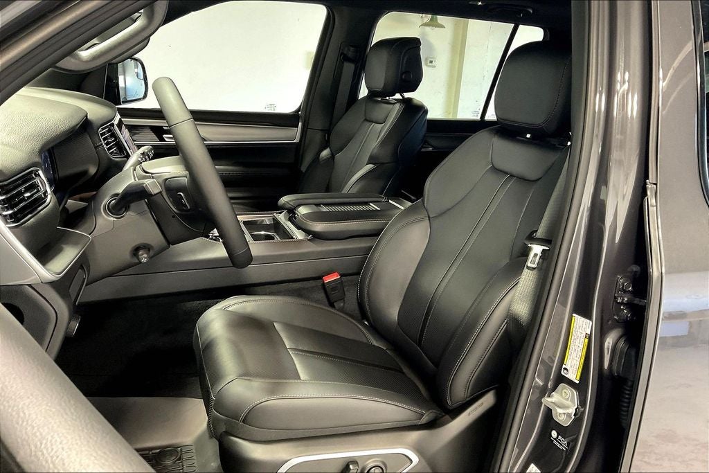 2025 Jeep Wagoneer WAGONEER CARBIDE 4X4