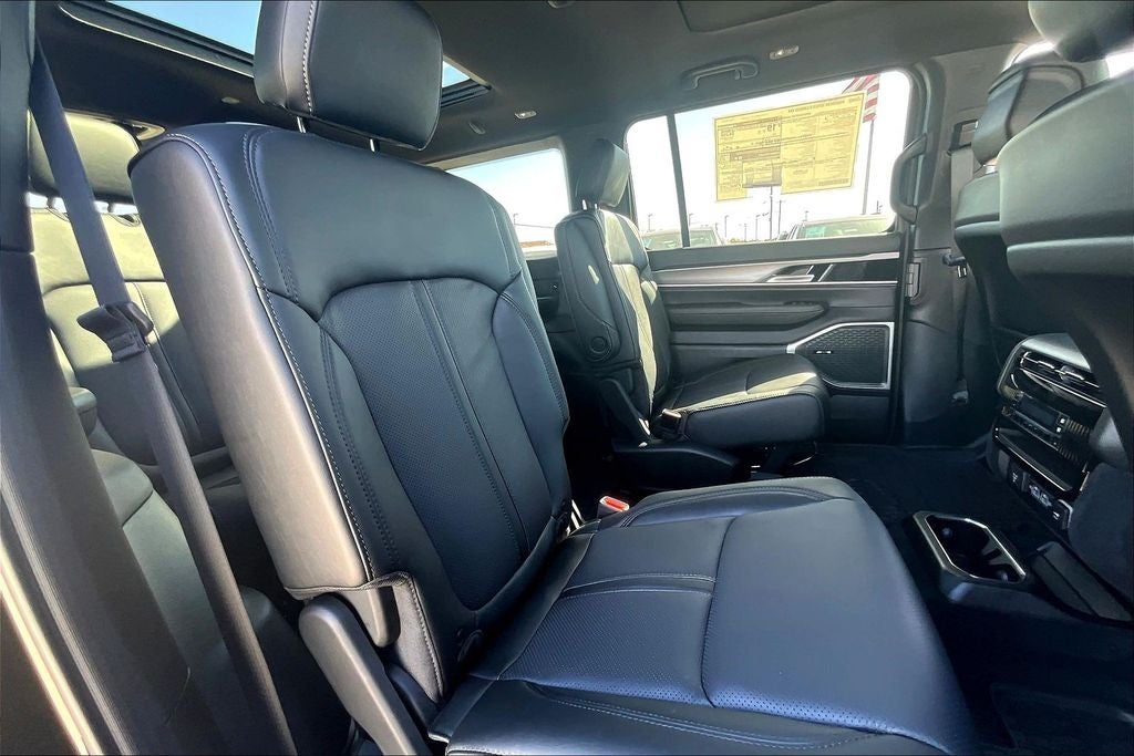 2025 Jeep Wagoneer WAGONEER CARBIDE 4X4