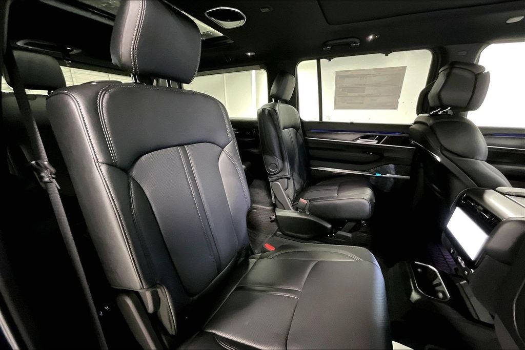 2026 Jeep Grand Wagoneer GRAND WAGONEER SUMMIT OBSIDIAN 4X4