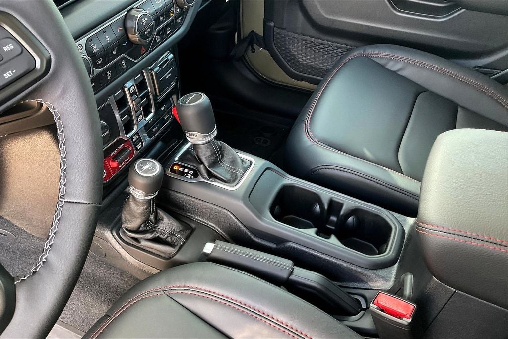 2025 Jeep Gladiator GLADIATOR RUBICON X 4X4