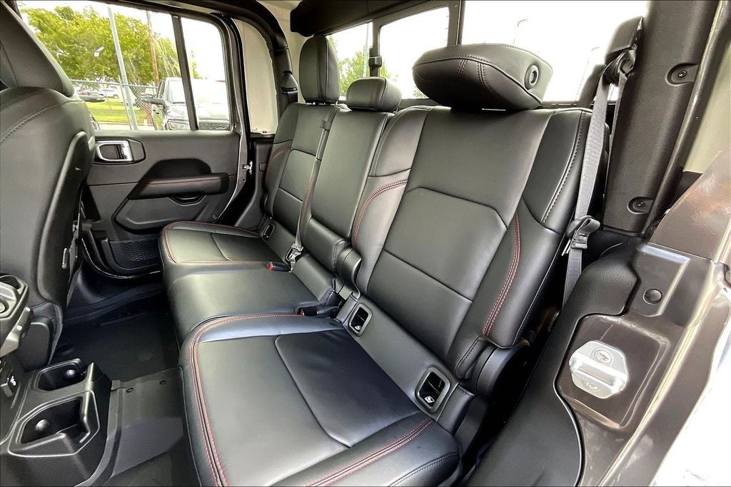 2025 Jeep Gladiator GLADIATOR RUBICON 4X4