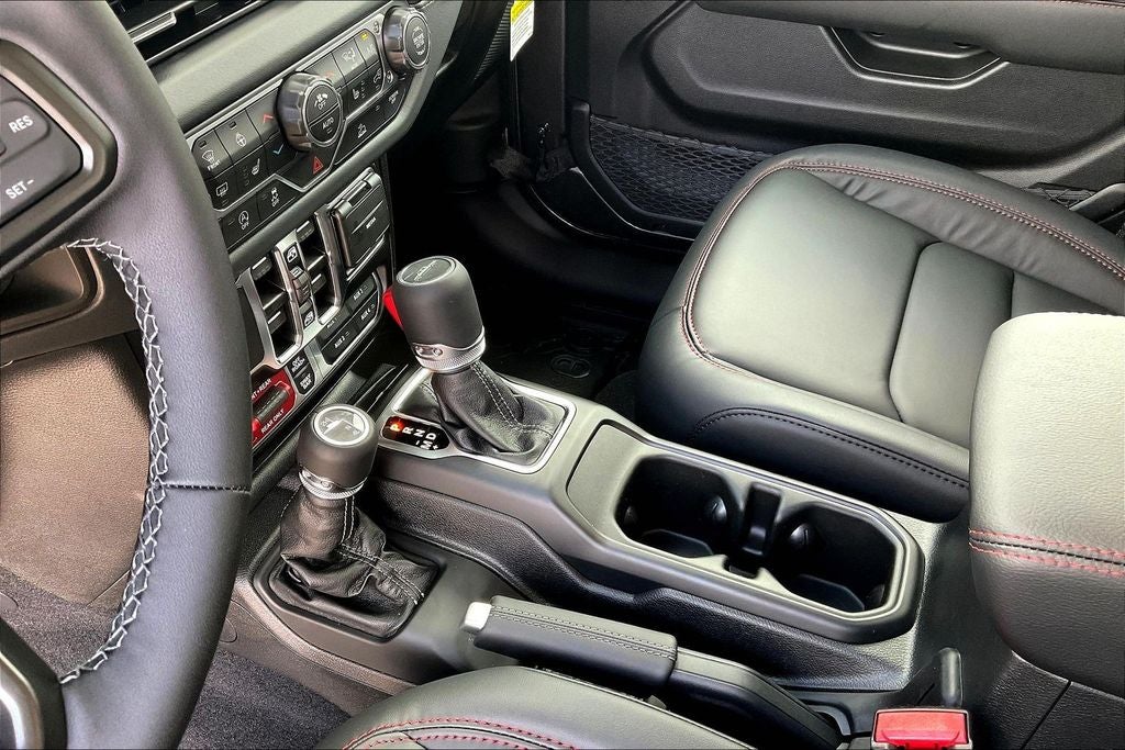 2025 Jeep Gladiator GLADIATOR RUBICON 4X4