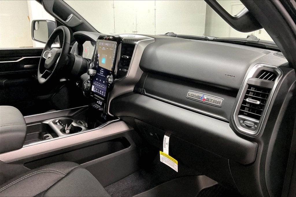 2027 RAM Ram 1500 RAM 1500 LONE STAR CREW CAB 4X2 5'7' BOX