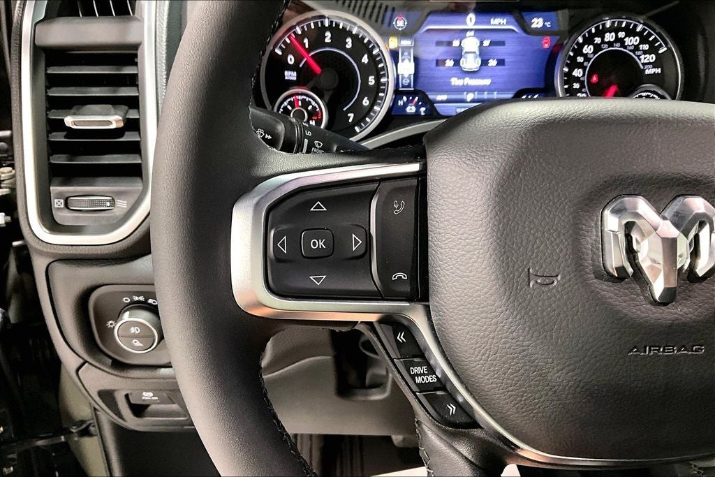 2026 RAM Ram 1500 RAM 1500 LONE STAR CREW CAB 4X2 5'7' BOX