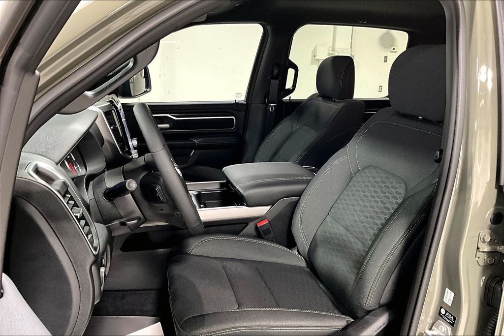 2026 RAM Ram 1500 RAM 1500 LONE STAR CREW CAB 4X2 5'7' BOX