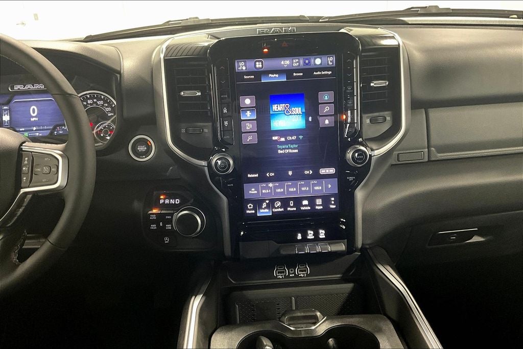 2025 RAM Ram 1500 RAM 1500 BIG HORN CREW CAB 4X4 5'7' BOX