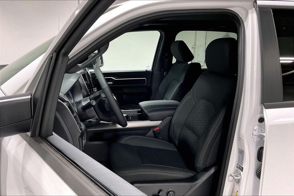 2026 RAM 1500 Big Horn Crew Cab 4x4 5'7' Box