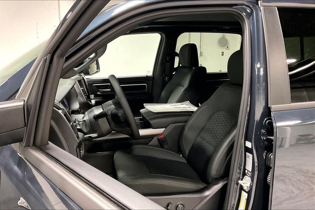 2026 RAM 1500 Big Horn Crew Cab 4x4 5'7' Box