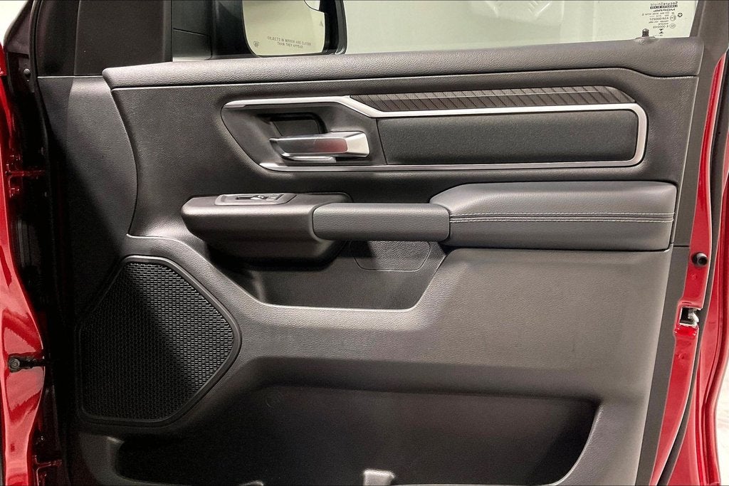 2027 RAM Ram 1500 RAM 1500 LONE STAR CREW CAB 4X4 5'7' BOX