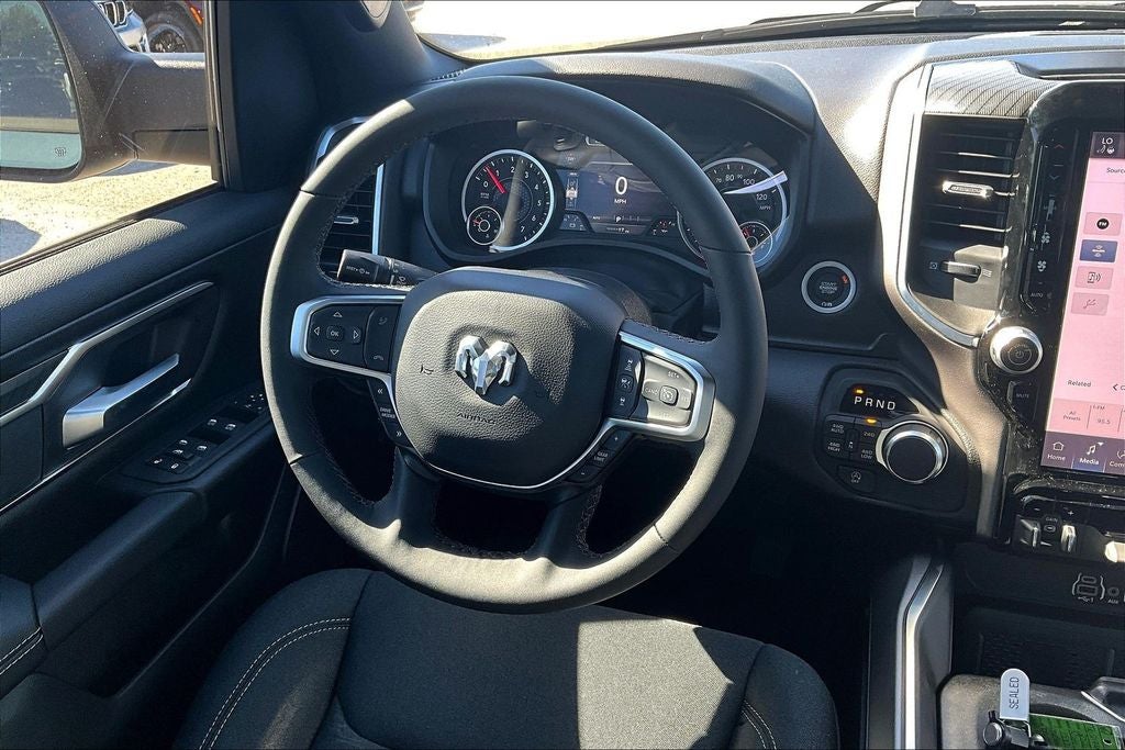 2026 RAM Ram 1500 RAM 1500 LONE STAR CREW CAB 4X4 5'7' BOX