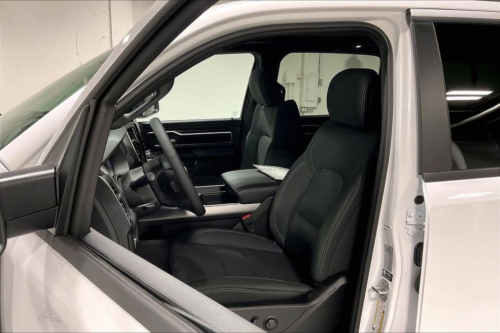 2026 RAM 1500 Big Horn Crew Cab 4x4 5'7' Box