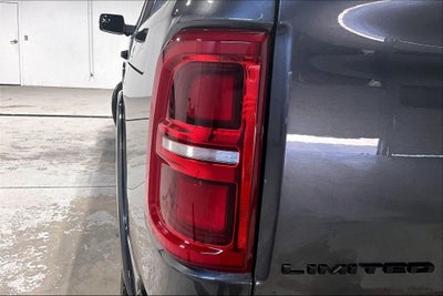 2026 RAM Ram 1500 RAM 1500 LIMITED CREW CAB 4X4 5'7' BOX