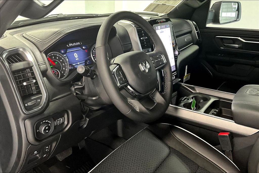 2025 RAM Ram 1500 RAM 1500 LARAMIE CREW CAB 4X4 5'7' BOX