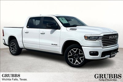 2025 RAM Ram 1500 RAM 1500 LARAMIE CREW CAB 4X4 5'7' BOX