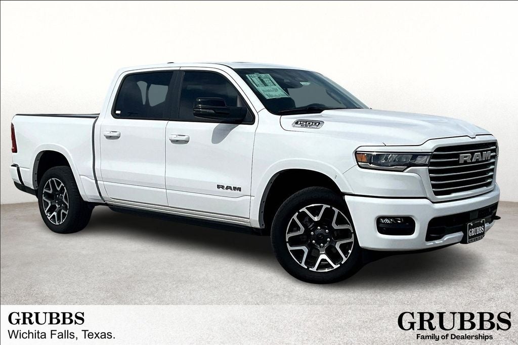 2025 RAM Ram 1500 RAM 1500 LARAMIE CREW CAB 4X4 5'7' BOX