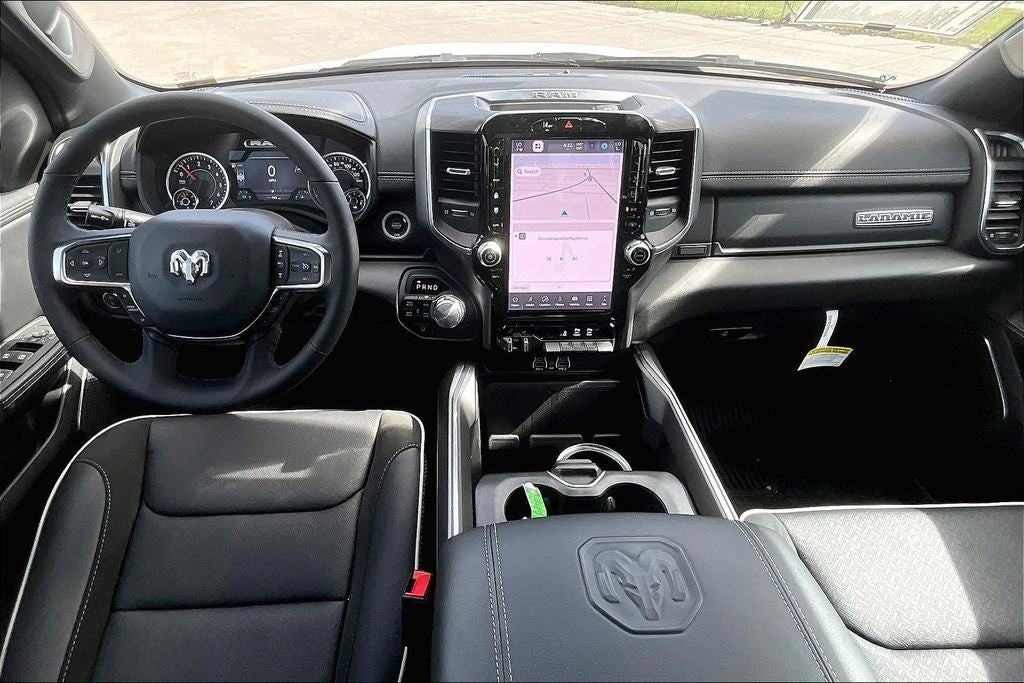 2025 RAM Ram 1500 RAM 1500 LARAMIE CREW CAB 4X4 5'7' BOX