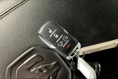 2022 RAM 1500 Laramie Crew Cab 4x4 5'7' Box