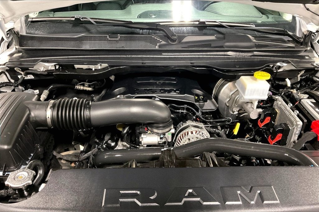 2022 RAM 1500 Laramie Crew Cab 4x4 5'7' Box