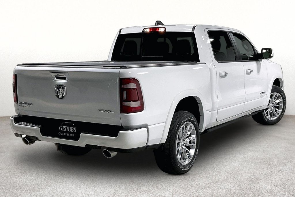 2022 RAM 1500 Laramie Crew Cab 4x4 5'7' Box