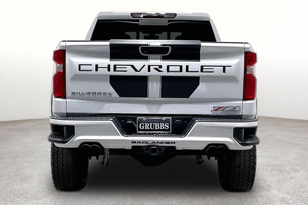 2020 Chevrolet Silverado 1500 4WD Crew Cab Short Bed RST