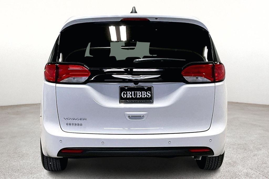 2026 Chrysler Voyager VOYAGER LX