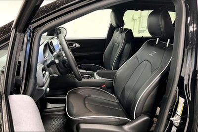 2026 Chrysler Pacifica PACIFICA LIMITED