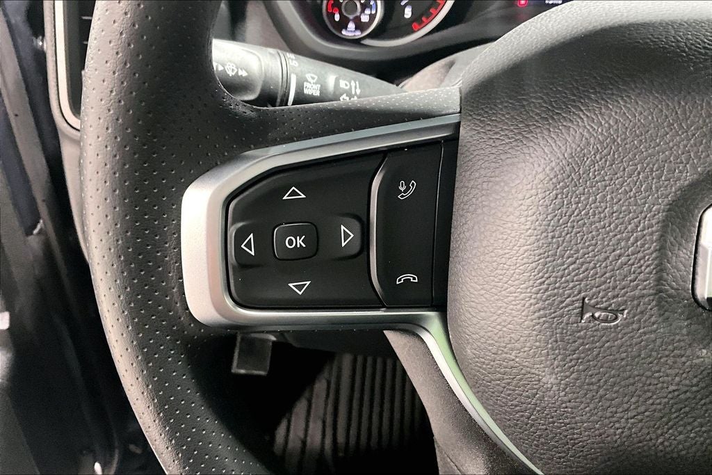 2026 RAM Ram 2500 RAM 2500 BLACK EXPRESS CREW CAB 4X4 6'4' BOX