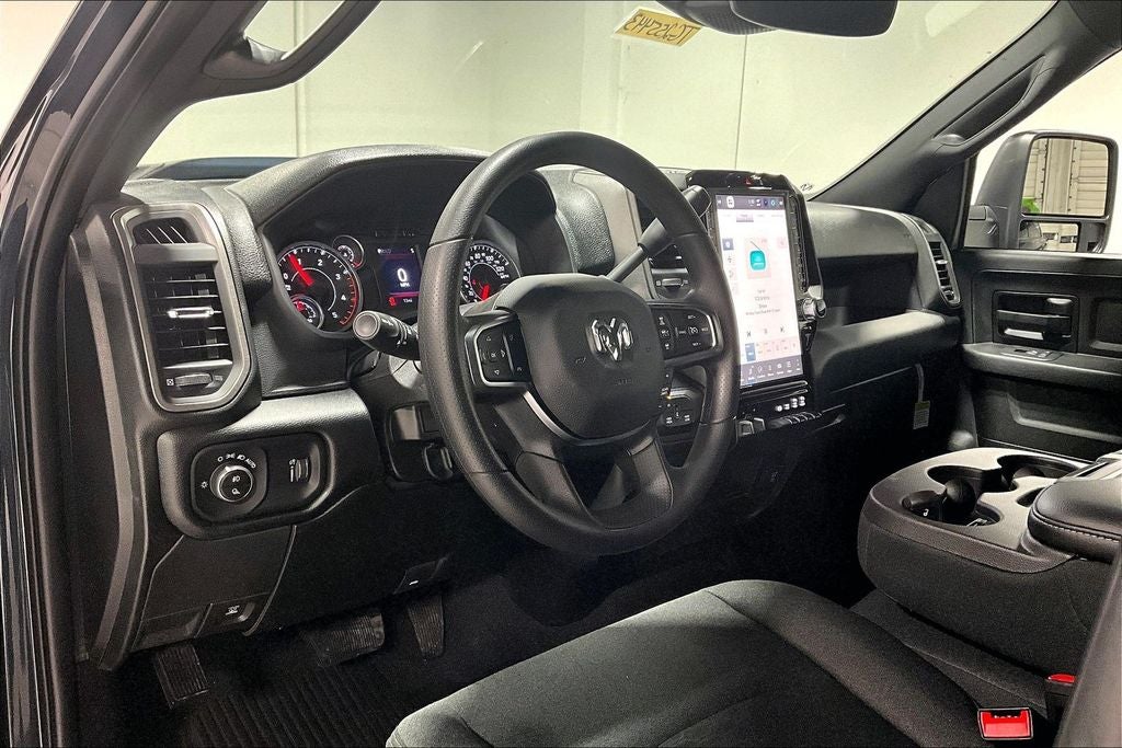 2026 RAM Ram 2500 RAM 2500 BLACK EXPRESS CREW CAB 4X4 6'4' BOX