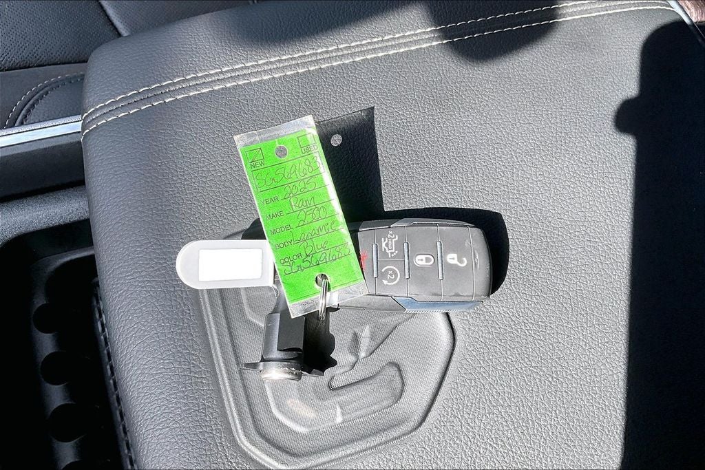 2025 RAM Ram 2500 RAM 2500 LARAMIE CREW CAB 4X4 6'4' BOX