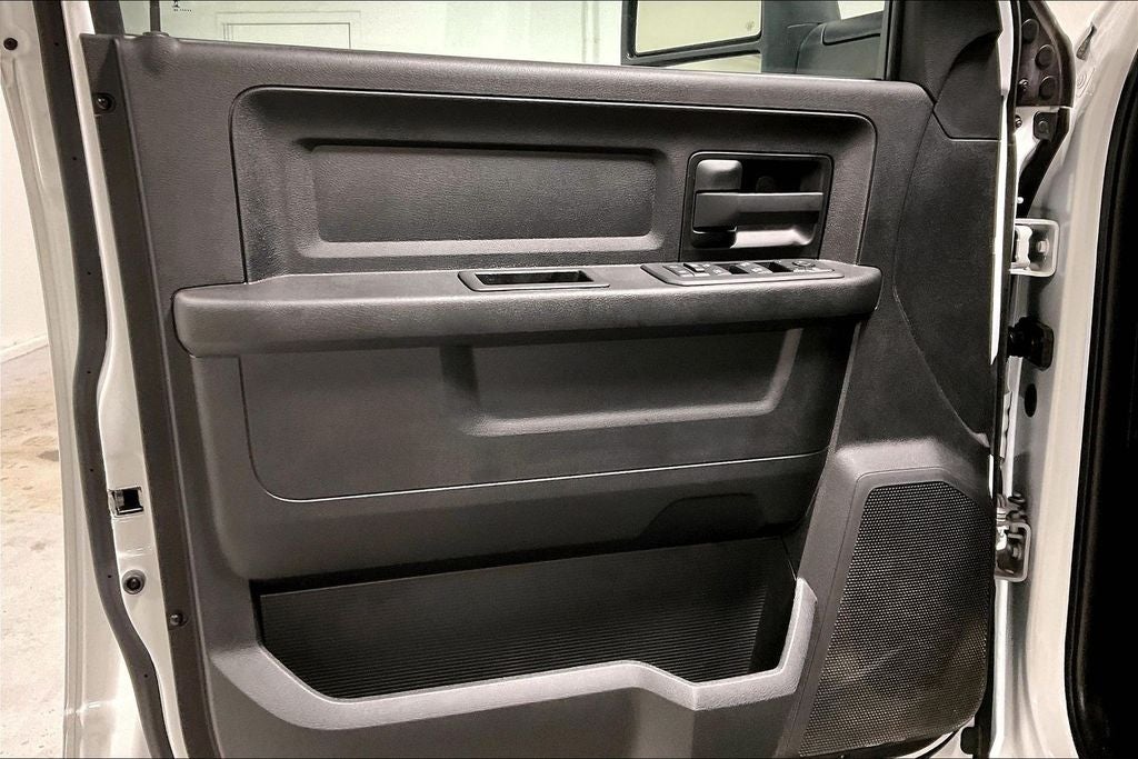 2026 RAM 3500 Tradesman Crew Cab 4x4 8' Box