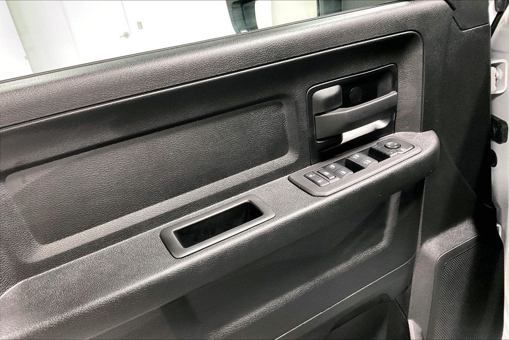 2027 RAM Ram 3500 RAM 3500 TRADESMAN CREW CAB 4X4 8' BOX