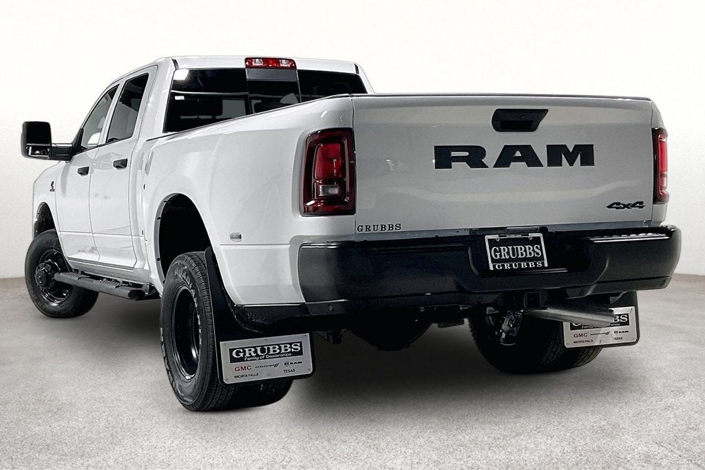 2027 RAM Ram 3500 RAM 3500 TRADESMAN CREW CAB 4X4 8' BOX