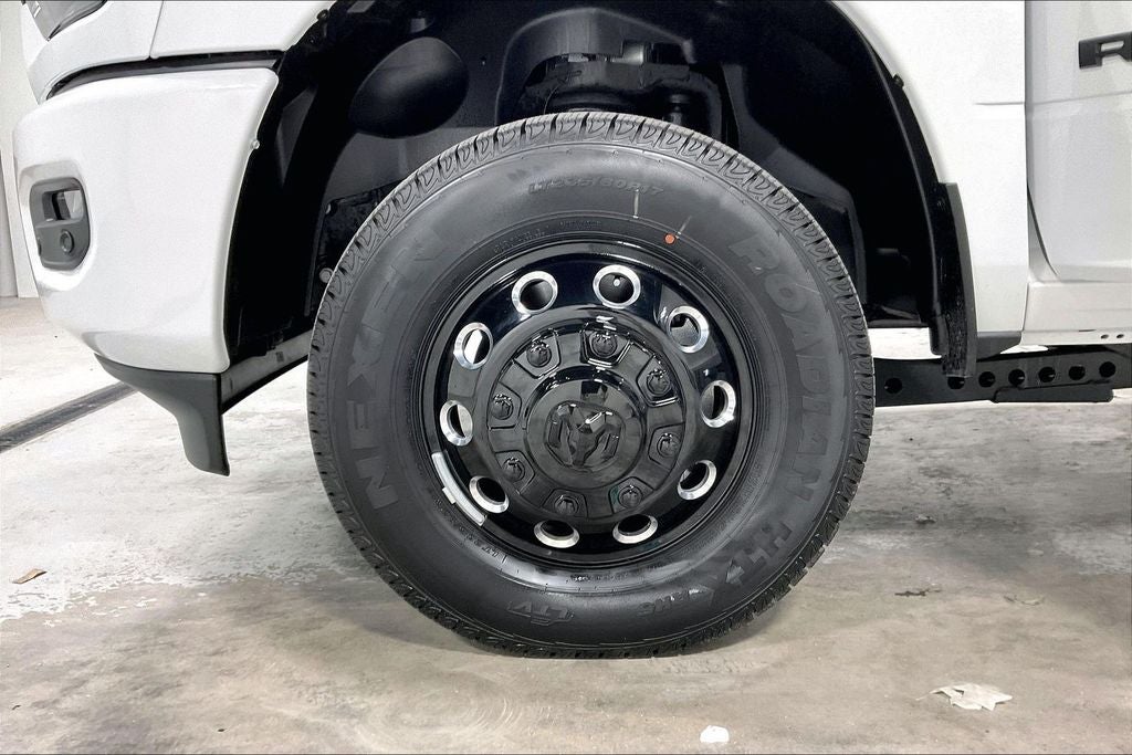 2026 RAM 3500 Big Horn Crew Cab 4x4 8' Box