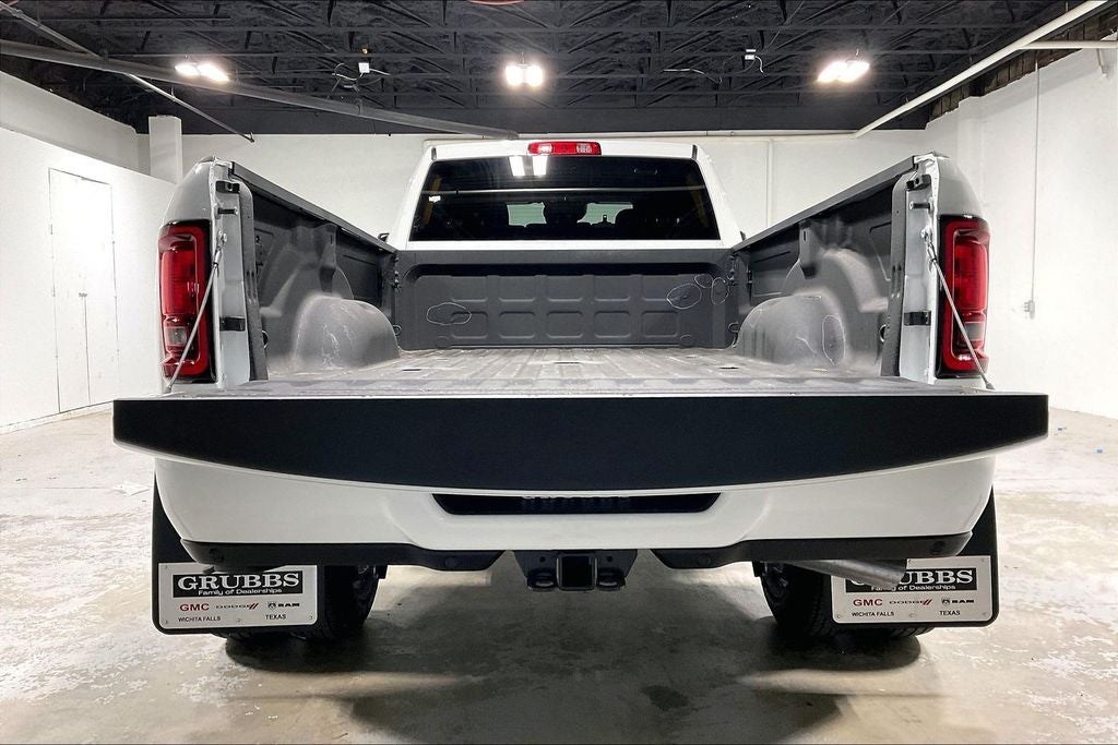 2026 RAM 3500 Big Horn Crew Cab 4x4 8' Box