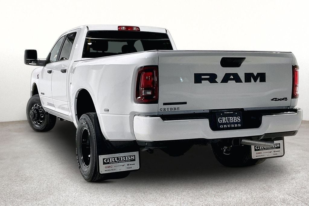 2026 RAM 3500 Big Horn Crew Cab 4x4 8' Box