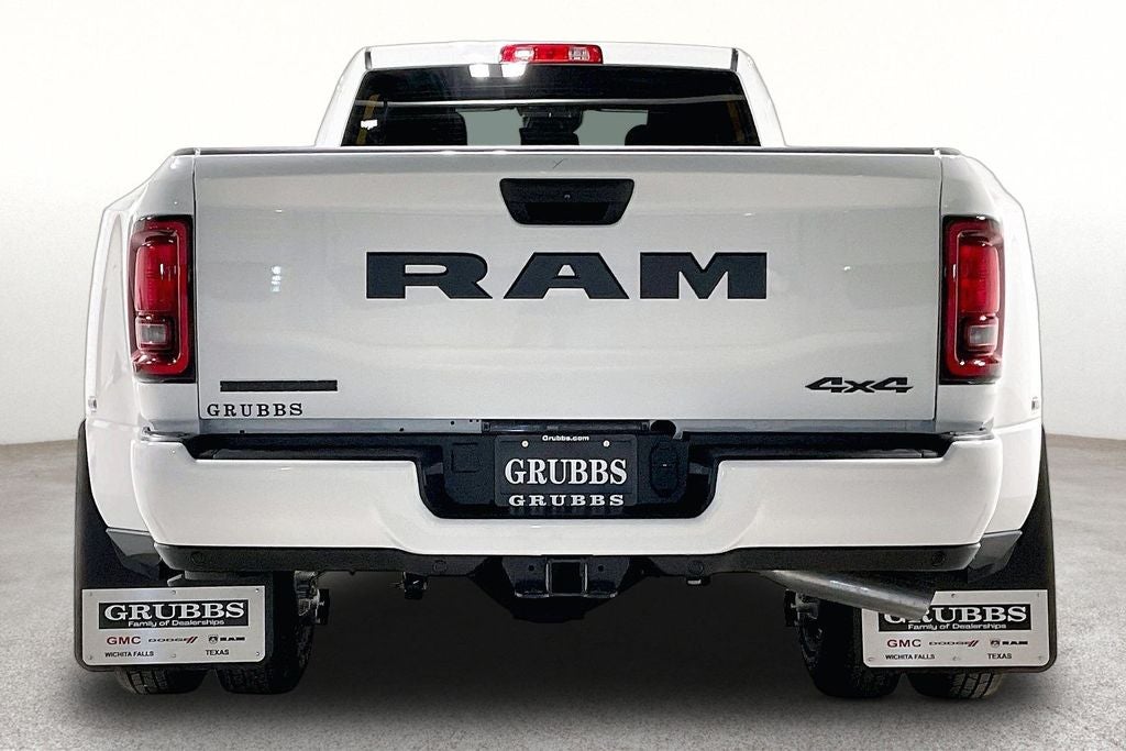 2026 RAM 3500 Big Horn Crew Cab 4x4 8' Box