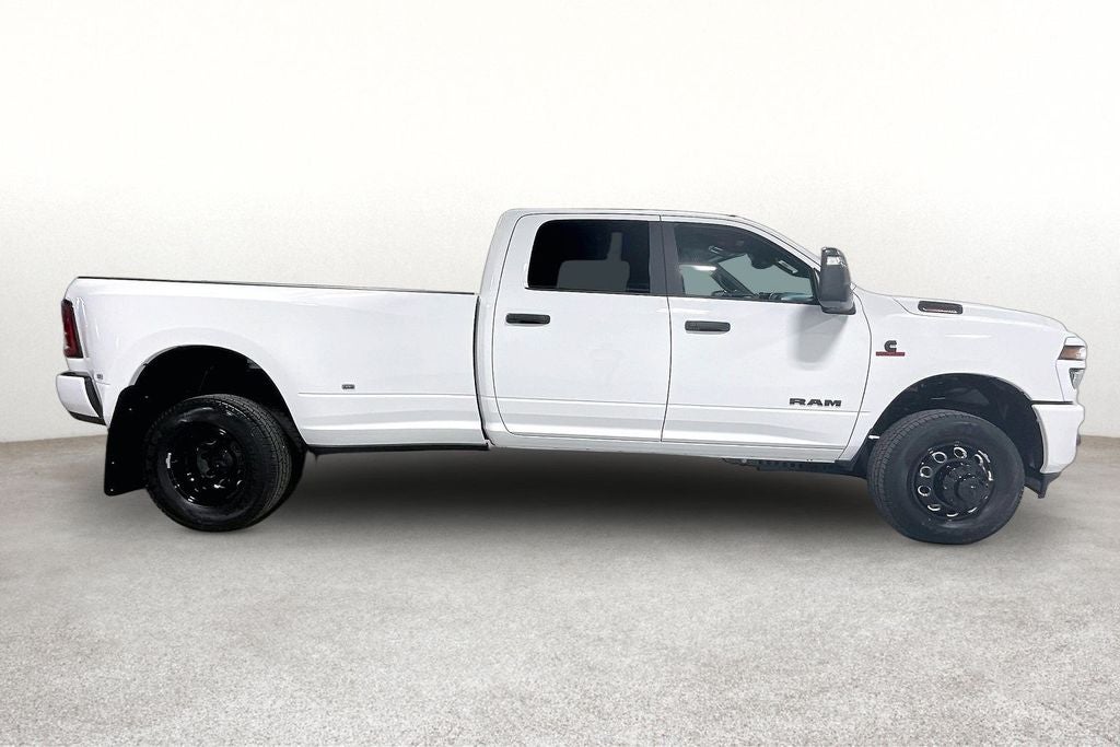 2026 RAM 3500 Big Horn Crew Cab 4x4 8' Box