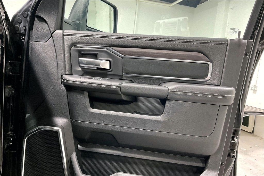 2026 RAM Ram 3500 RAM 3500 LARAMIE CREW CAB 4X4 8' BOX